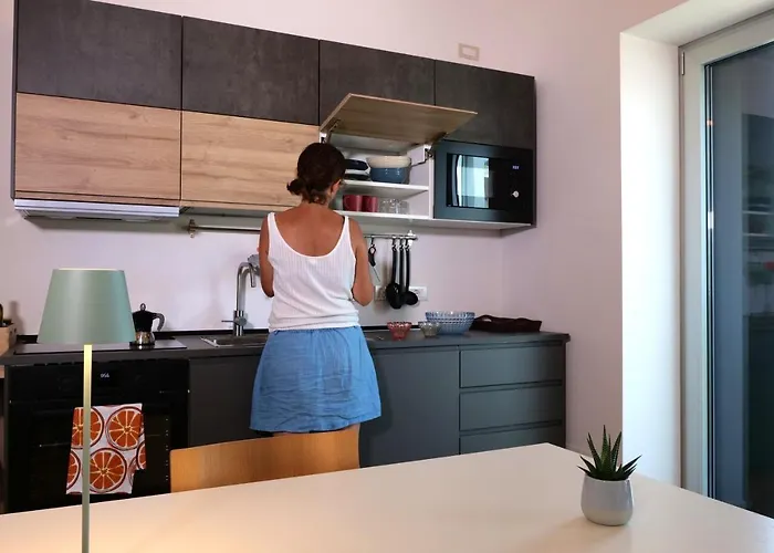 Open Space, E Luminoso, In Classe A Apartment *