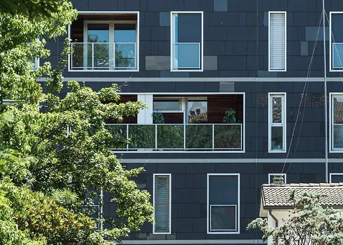 Open Space, E Luminoso, In Classe A * Parme